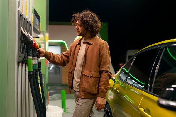 Car's Fuel Efficiency How to Improve Your Car's Fuel Efficiency: Tips and Tricks
